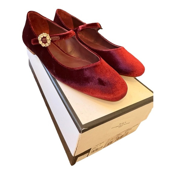 Larroudé Blair Ballet Flat In Wine Velvet NIB - Picture 2 of 8